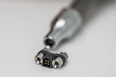 Nicomatic EMM堅(jiān)固微型連接器用于無(wú)人機(jī)